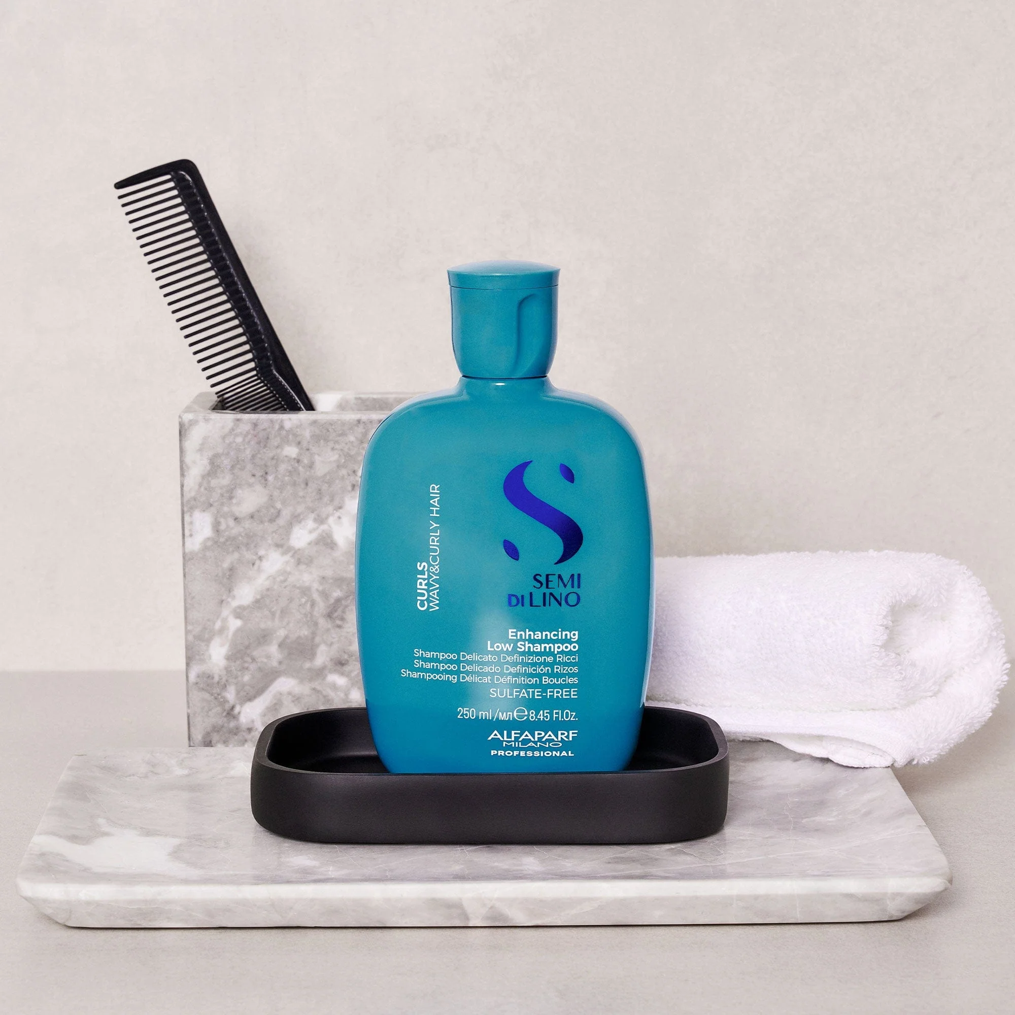Alfaparf Semi di Lino Curls Enhancing Low Shampoo 250 ml - Image 2