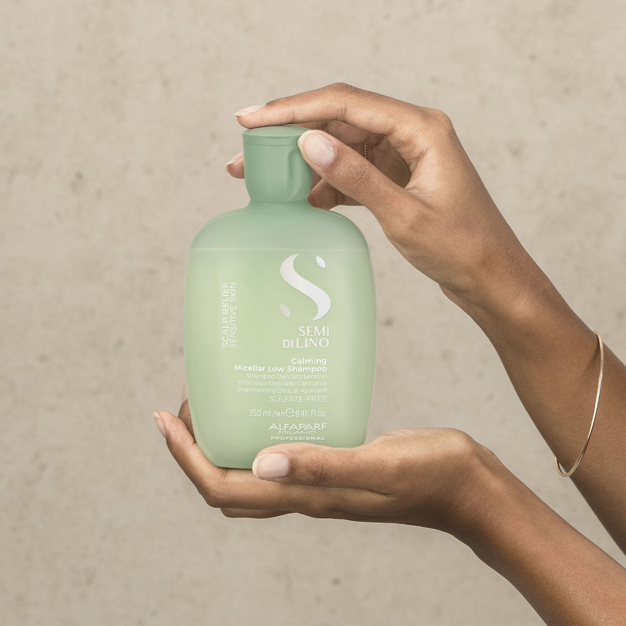 Alfaparf Semi di Lino Scalp Relief Calming Micellar Low Shampoo 250 ml - Image 2